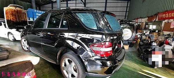 台南仁友汽車玻璃_隔熱紙- Mercedes-Benz ML