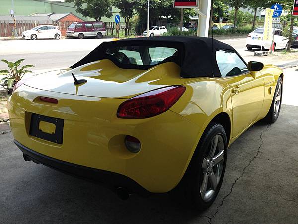 【佳世達汽車】2008 Pontiac Solstice GXP 炫彩黃