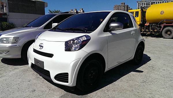 【佳世達汽車】TOYOTA IQ 1.3 自排 超熱門迷你小車