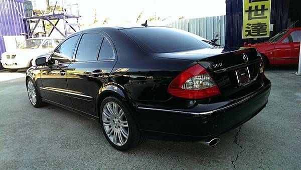 【佳世達汽車】2007年BENZ  E350 12萬公哩