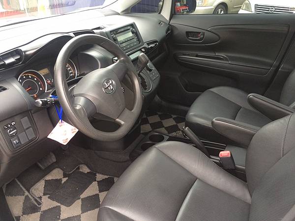 【佳世達汽車】2012年 TOYOTA Wish 2.0 黑 里程 7萬