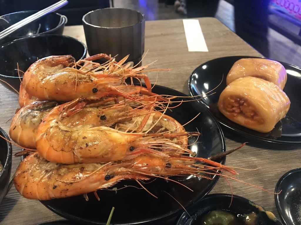 【新北林口美食】泰蝦PA水道泰國蝦吃到飽：親子友善、朋友聚餐