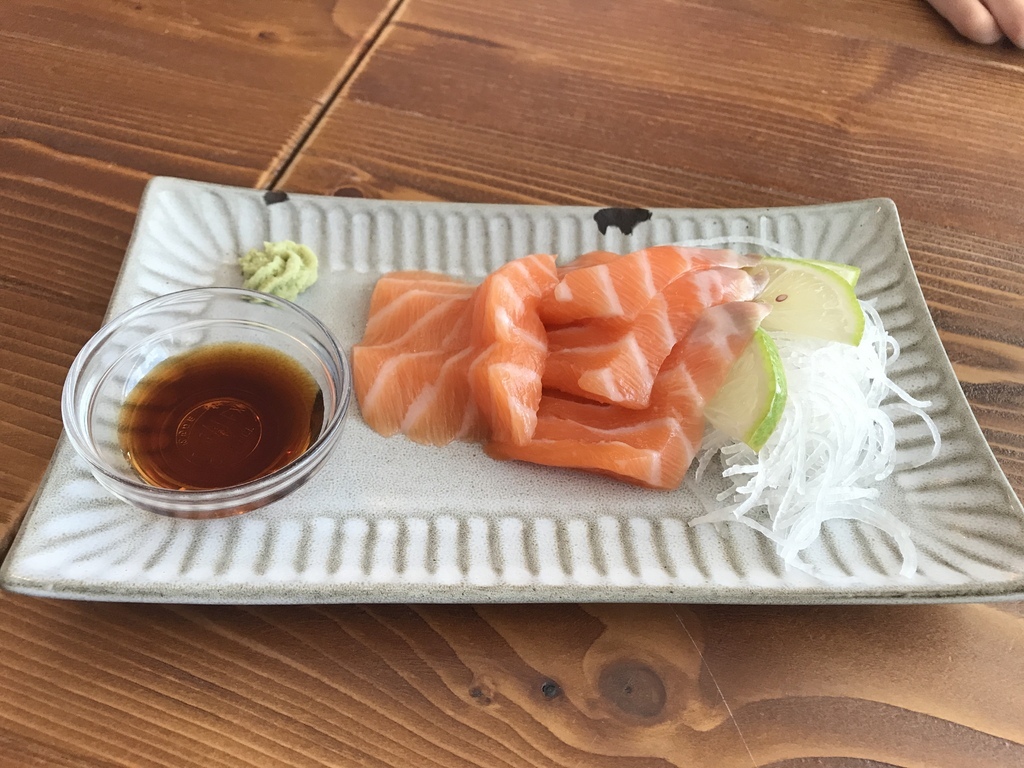 【宜蘭頭城美食】伍参港 外澳沙灘海景地中海海鮮餐廳︱海鮮定食