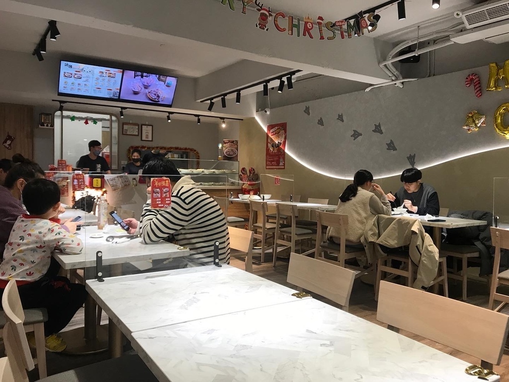 [台北。信義] 永春站：網美平價中式鵝肉店詠樂鵝肉-忠孝店（