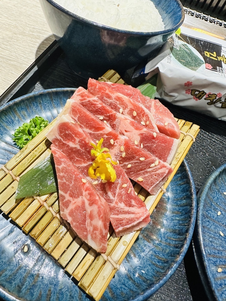 [新北。樹林] 一個人也能自在的吃燒肉︱烤肉焼肉スマイル（燒