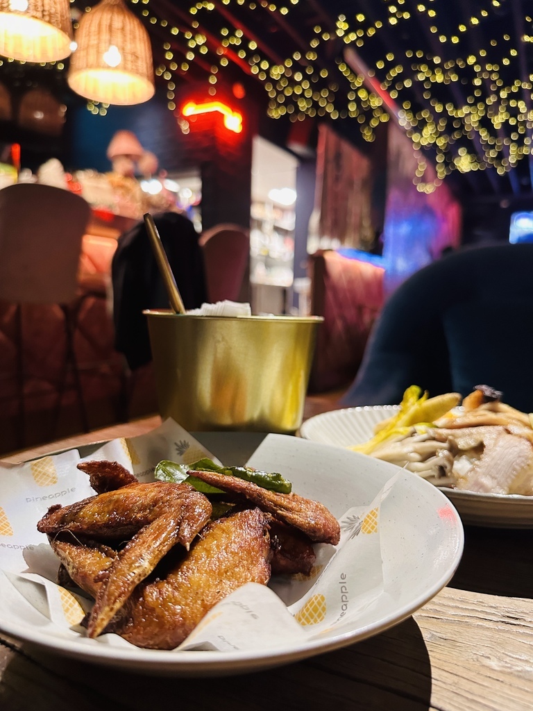 [台北。大安] 國父紀念館站︱已經沒有球型玻璃屋但食物還算不