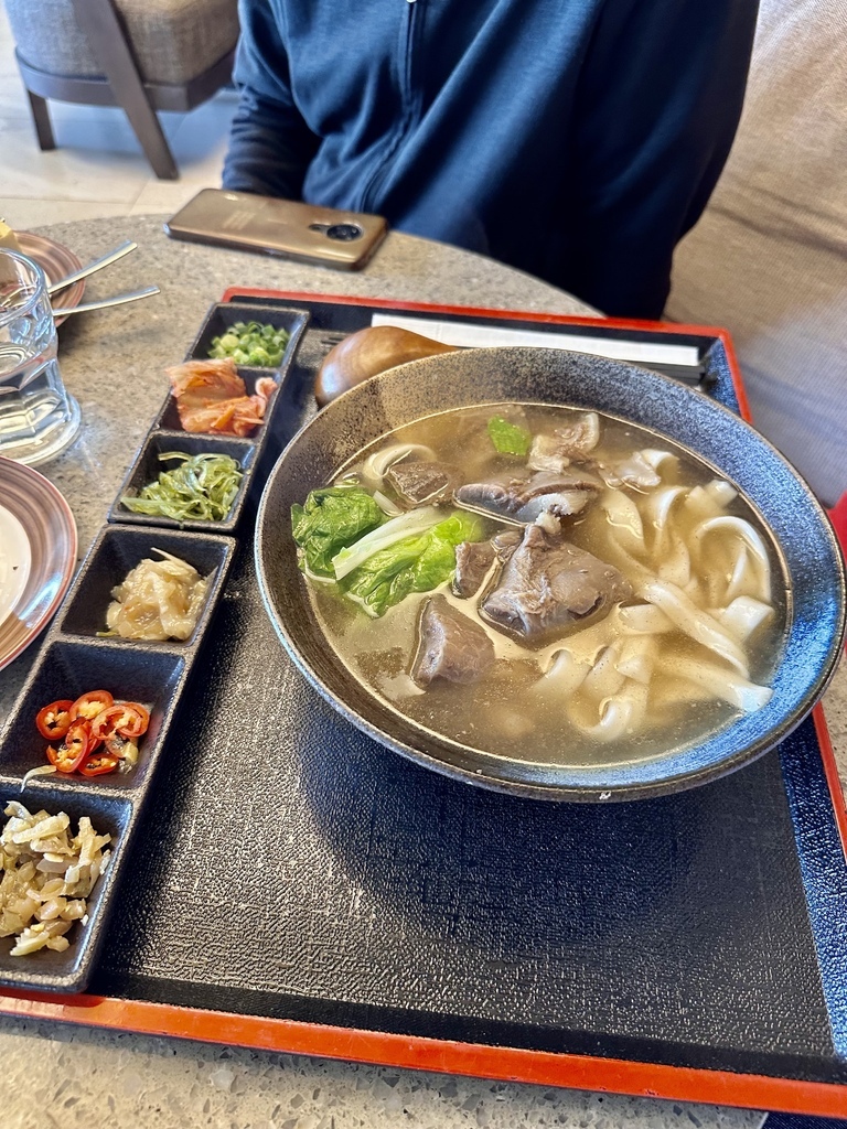 新北。貢寮︱福隆車站：看海用餐有地瓜蛋糕悠閒漫活飯店餐廳︱福