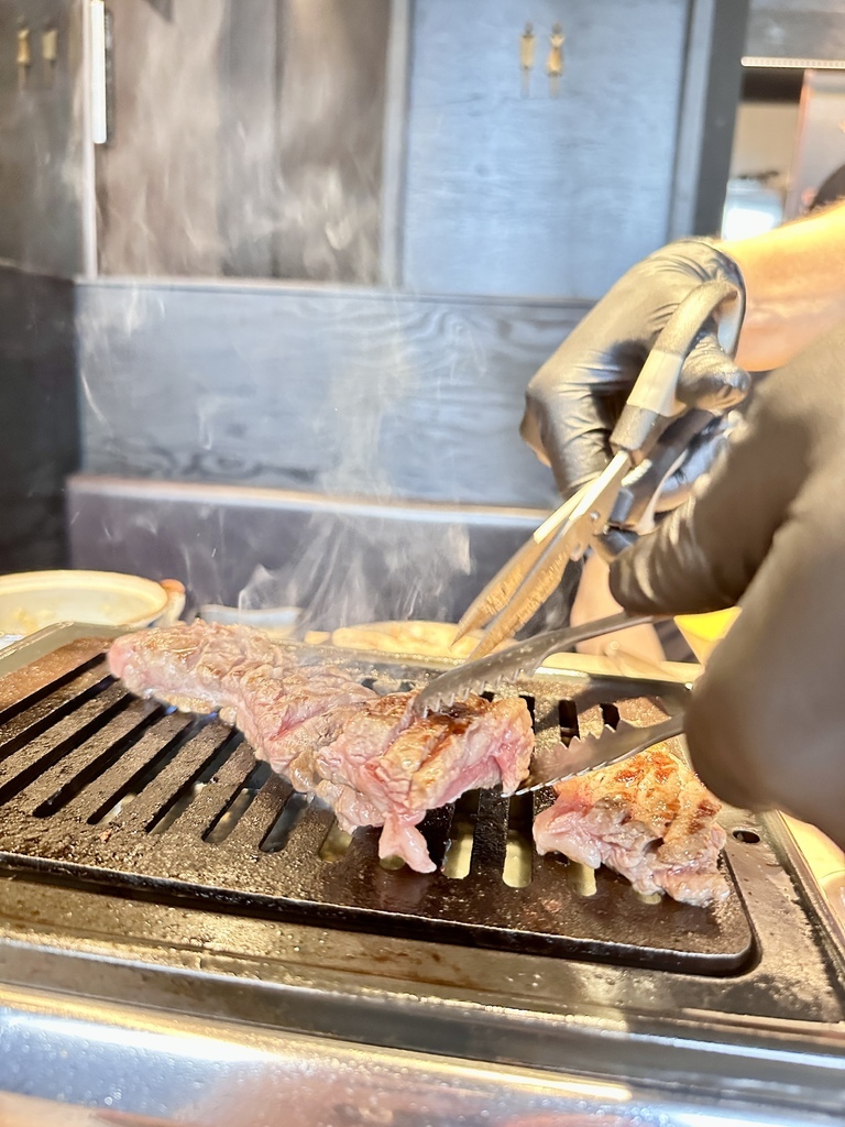 【無菜單料理】山上走走日式燒肉台北華山店：燒肉界的熱門人氣名
