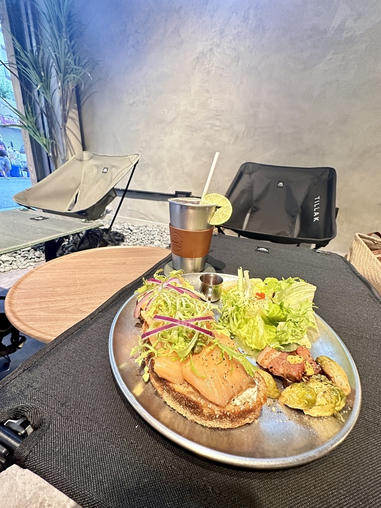【台北大安早午餐】Naturdise戶外裝備咖啡廳：在偽露營
