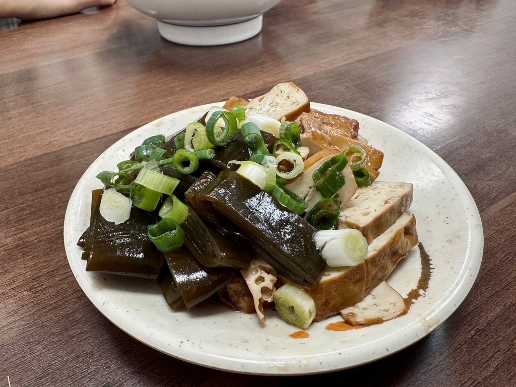 LINE_ALBUM_小陳牛肉麵_230907_6.jpg