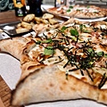 LINE_ALBUM_永春 林口街 pizza3次方_231221_16.jpg