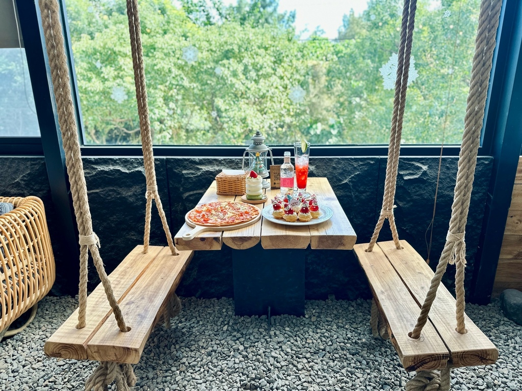 [廣宣] 宜蘭 頭城有盪鞦韆的美麗餐廳-這浬咖啡