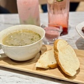 LINE_ALBUM_Meerkat75 Café - 75度獴 敦南店_240305_10.jpg