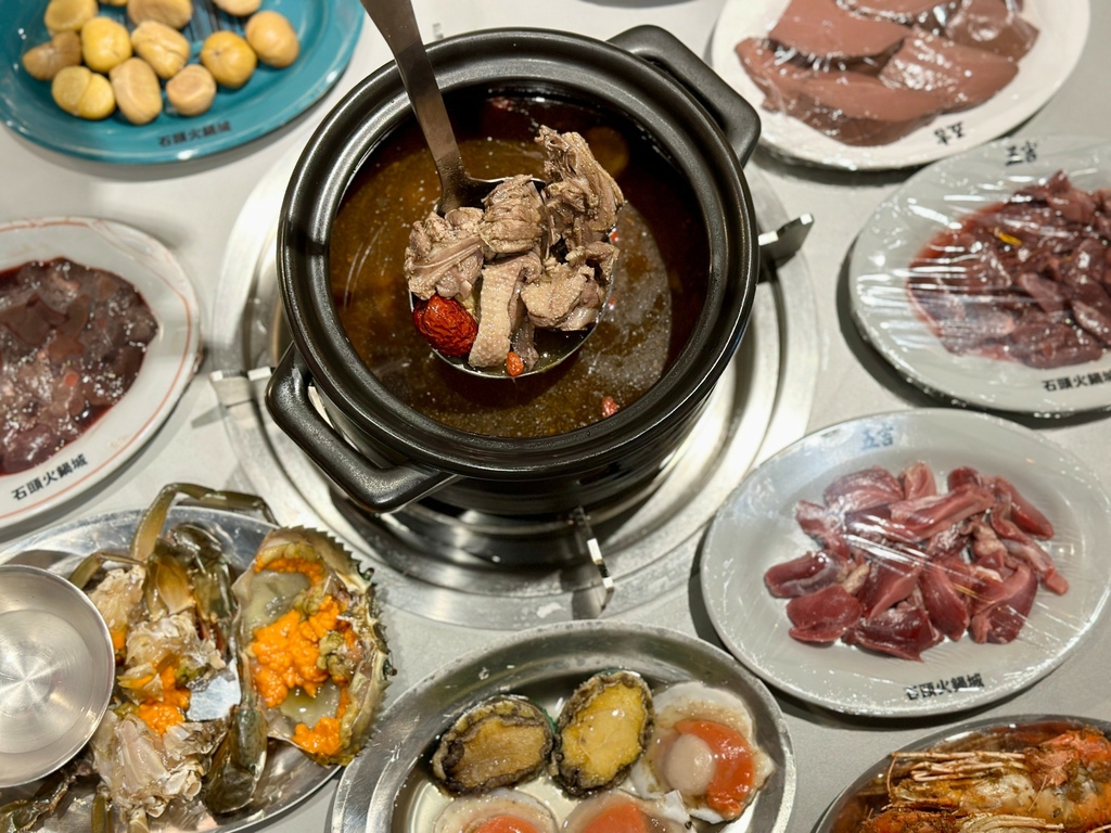 [廣宣] 台北 新開幕爆蛋紅蟳薑母鴨-一桶薑母鴨