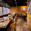阿豬媽아줌마韓式烤肉吃到飽西門店 餐廳環境 (3).jpg