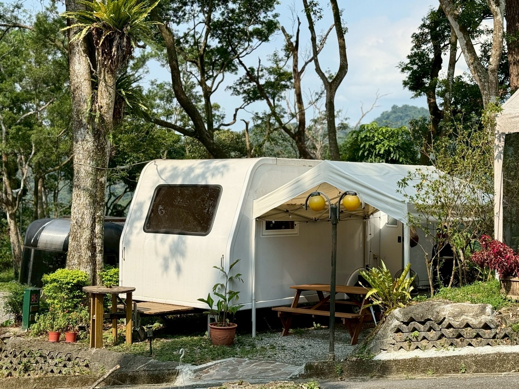 [廣宣] 新北 茶廂露螢懶人露營車附早餐可烤肉