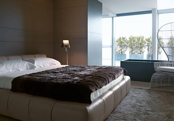 Gallery_6_415_bebitalia_H09_bed_Tufty-Bed_01