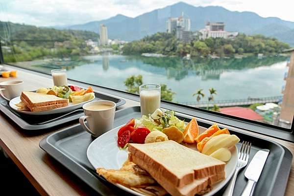 玩南投 日月潭 超美民宿躺著就可以看日月潭超放鬆 兆泓民宿z H B B 廖大廖的玩轉世界 痞客邦