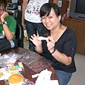 090506MakingCake-05.jpg