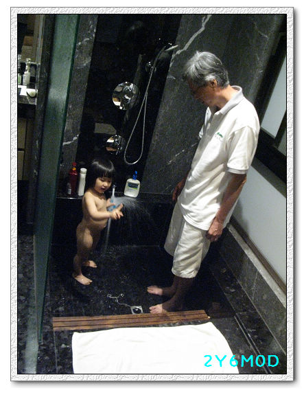 2Y06M00D-08.jpg 2Y06M00D-08.jpg
