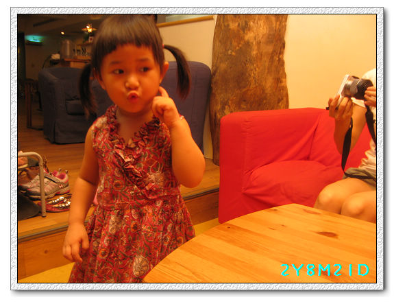 2Y08M21D-做司康02.jpg 2Y08M21D-做司康02.jpg
