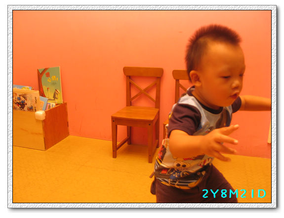 2Y08M21D-做司康08.jpg 2Y08M21D-做司康08.jpg