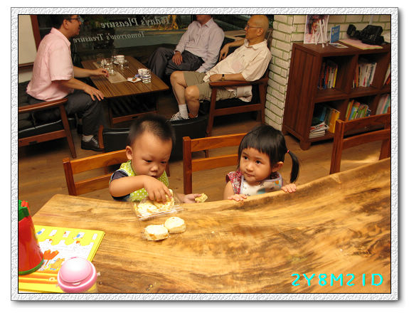 2Y08M21D-做司康44.jpg 2Y08M21D-做司康44.jpg