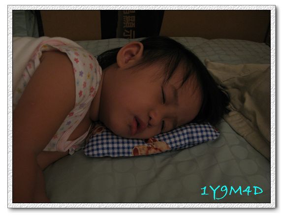 1Y9M04D-01.jpg 1Y9M04D-01.jpg