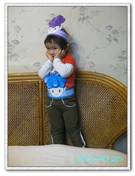 1Y11M12D-01.jpg
