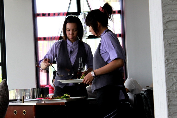 p125182295137.jpg