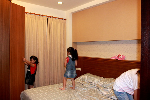p125182370716.jpg
