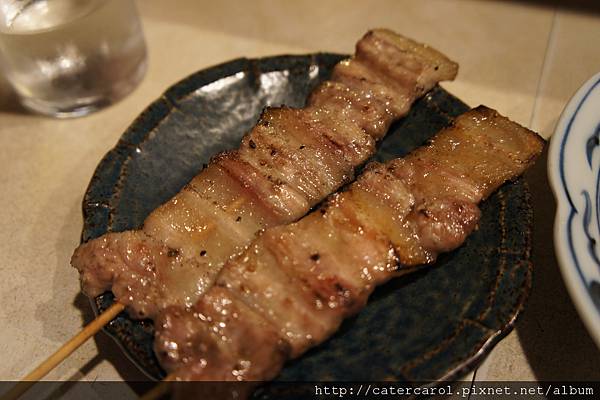 烤豬五花~鹽味~一點腥味都沒有喔.JPG