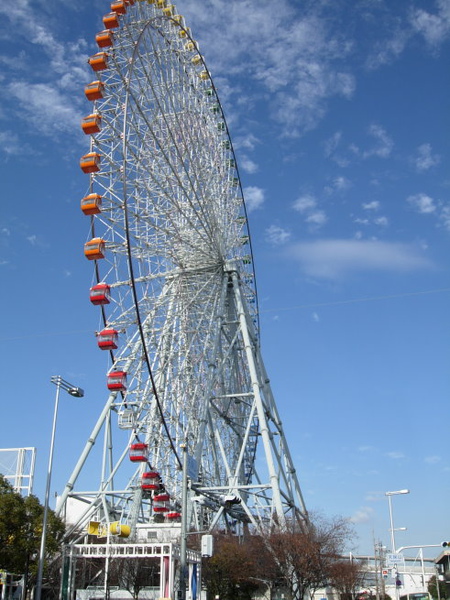 海遊館外面的摩天輪