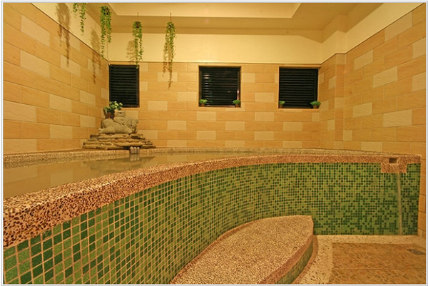 月池泡湯301_調整大小.bmp 月池泡湯301_調整大小.bmp
