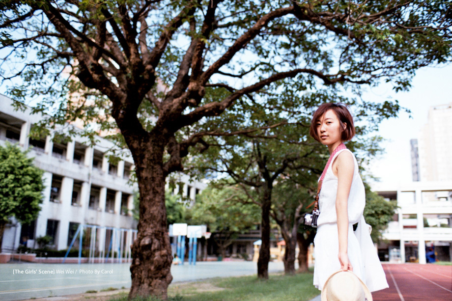 girl_13.jpg girl_13.jpg