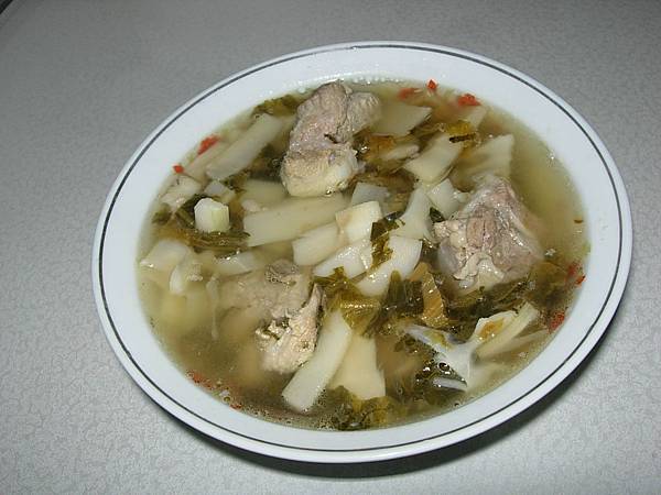 43.霉乾菜脆筍排骨湯