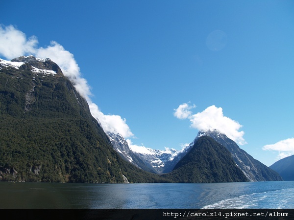 2011_09 New Zealand - Milford Sound