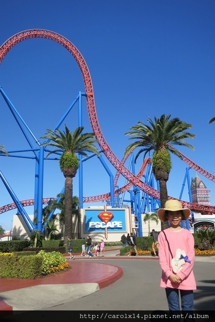 2015_06 Movie World