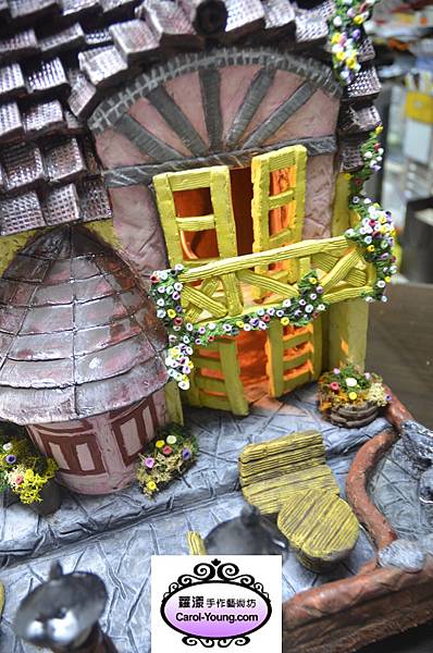 學生張秀蘭-單選作品-燈屋-20121021