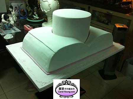 2012年12月高雄科工館歡樂蛋糕城工藝蛋糕展(6m櫃愛的故事書翻糖裝飾藝術)