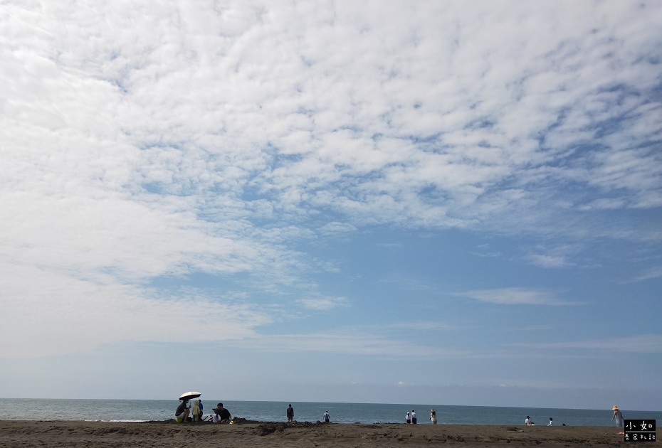 【觀音景點】觀音濱海遊憩區,風車景觀,海邊踩水去處,有淋浴間