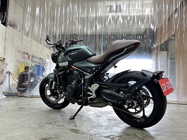 曼司車體包膜-新竹汽車貼膜|重機包膜|遊艇包膜|客製化|Ex 曼司車體包膜-新竹汽車貼膜|重機包膜|遊艇包膜|客製化|Ex