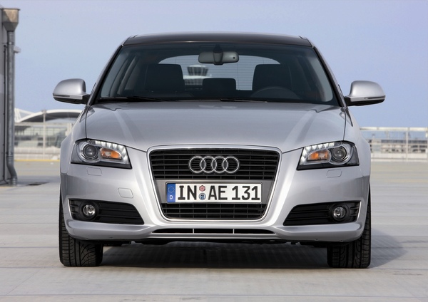 A3 Sportback 09_車頭.jpg