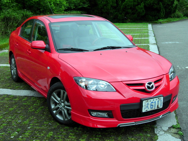 Mazda 3.jpg Mazda 3.jpg