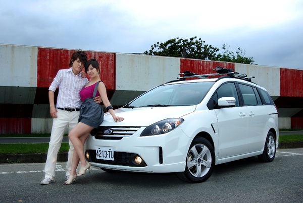 2009 Ford i-MAX (2).JPG 2009 Ford i-MAX (2).JPG