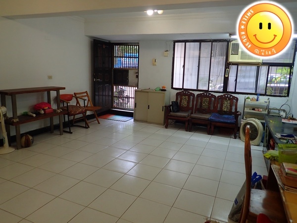 PB200649.JPG PB200649.JPG