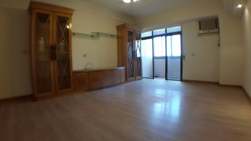 240056.jpg 240056.jpg