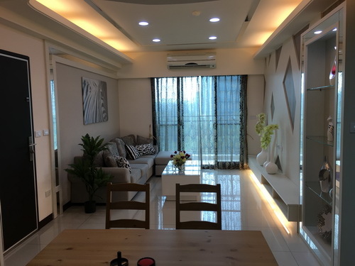 IMG_7011.JPG IMG_7011.JPG