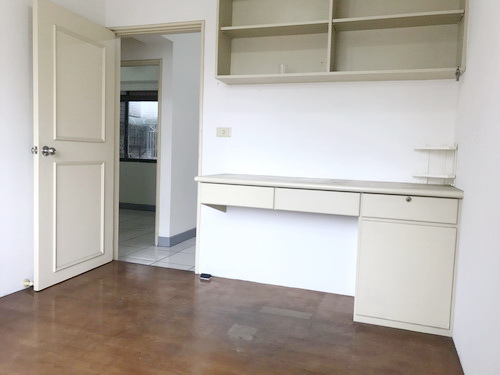 IMG_2439.JPG IMG_2439.JPG