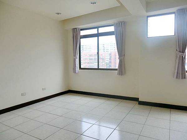 新德街美3房 KEY 警衛室_170406_0016.jpg 新德街美3房 KEY 警衛室_170406_0016.jpg